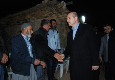 İçişleri Bakanı Soylu, Şehit Ferruh Dikmen'in Evini Ziyaret Etti
