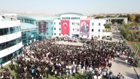 CUMHURİYET KOŞUSU - Nesibe Aydın Okulları Cumhuriyet İçin Koştu