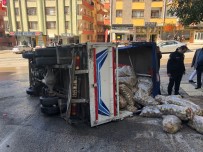 Yokuşu Çıkamayan Kamyonet Yan Yattı Açıklaması 2 Yaralı