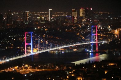 15 Temmuz Şehitler Köprüsü'nde 4'Lü Zirve Renkleri