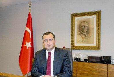 Başkan Taşdelen, Cumhuriyet'in 95'İnci Yılını Kutladı