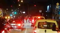 ASKER UĞURLAMASI - Bursa'da Trafik Magandaları Yine Sahnede
