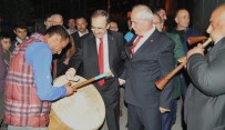 Bafra'da Cumhuriyet Kutlamasında Başkan Şahin'e Büyük İlgi