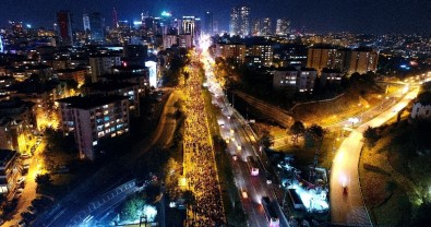 Beşiktaş'taki Cumhuriyet Coşkusu Havadan Görüntülendi