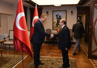 Cumhuriyet Bayramı Trabzon'da Çoşkuyla Kutlandı