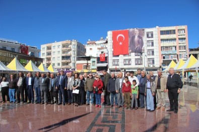 Kilis'te CHP Ve ADD'den Alternatif Çelenk Sunma Töreni