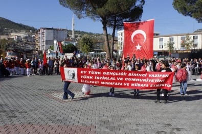 Vezirhan'da Cumhuriyet Bayramı Kutlamaları