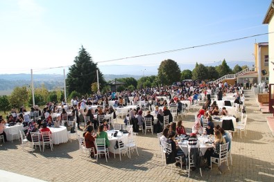 Gediz Ticaret Ve Sanayi Odası'ndan Öğrencilere Kahvaltı