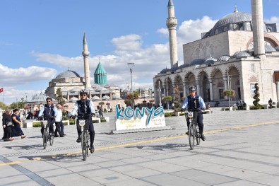 Konya'da Bisikletli Zabıtalar Görevde