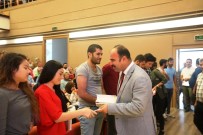 Şanlıurfa'da Öğrencilere Kitap Dağıtıldı