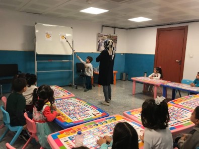 Anaokulu Üniversitesi'nde Ders Zili Çaldı