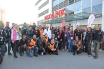 AMAZON - Motorcu Gruplar Meme Kanserine Dikkat Çekti