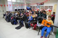 KLASİK GİTAR - Odunpazarı Belediyesi'nden Çocuklara Gitar Eğitimi
