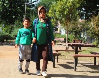 VARSAK - Antalya'da Servis Şoföründen Otizmli Çocuk Ve Annesine Darp İddiası
