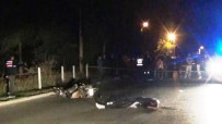 İBRAHIM ÇIFTÇI - Ayvalık'ta Motosiklet Kazası; 1 Ölü, 1 Yaralı