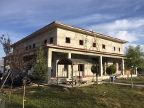 TAAHHÜT - Hanımlar Lokali'nin İnşaat Çalışmaları Devam Ediyor