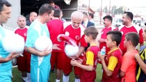 ERGÜN PENBE - Hatay'da 'Futbolun Efsaneleri Gençlerle Buluşuyor' Projesi