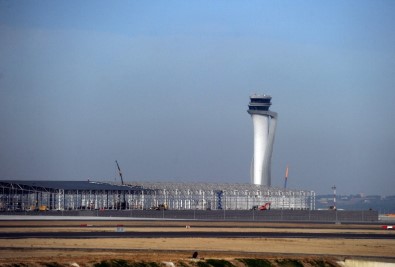 İstanbul Havalimanı'ndan İlk Uçuş Ankara'ya Yapıldı