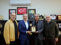 CENGIZ TOPEL İLKÖĞRETIM OKULU - Muhtar Necdet Kabasakaloğlu, Başkan Dişli'yi Ziyaret Etti