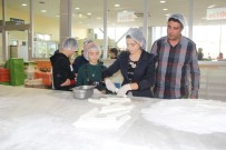 OKUL PROJESİ - Romanyalı Öğrenciler Afyon Lokumu Yaptı