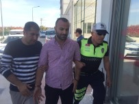 SAĞLIK RAPORU - Seyir Halindeki Araçta Dans Eden Sürücü Yakalandı