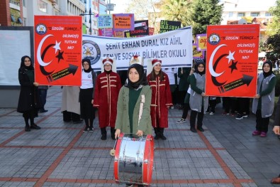 Türkçe'ye Karıştırılan Yabancı Kelimeler Rize'de Protesto Edildi