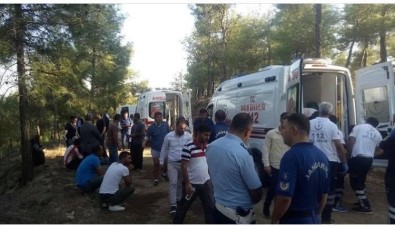 Adana'da Midibüs Devrildi Açıklaması 3'Ü Ağır 20 Yaralı