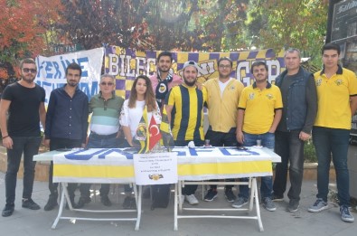 Bilecik UNI Genç Fenerbahçeliler Taraftar Grubu'ndan Takımına Tam Destek