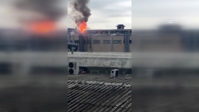 GÜNCELLEME 2 - Küçükçekmece'de Fabrika Yangını