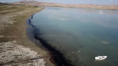Karataş Gölü'ndeki Su Kuşları Havadan Görüntülendi