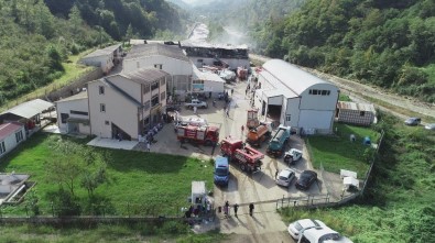 Trabzon'da Süt Ürünleri İmalatı Yapılan Fabrikada Çıkan Yangın Söndürüldü