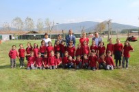 HAYVAN HAKLARı FEDERASYONU - Turhal'da 4 Ekim Dünya Hayvanları Koruma Günü Sevgiyle Kutlandı