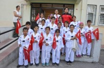 CEMAL HÜSNÜ KANSIZ - Yabancı Uyruklu Öğrenciler Tekvando İle Uyum Sağlayacak