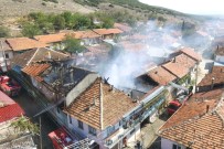 Afyonkarahisar'da Ev Yangını Büyük Korkuya Sebep Oldu