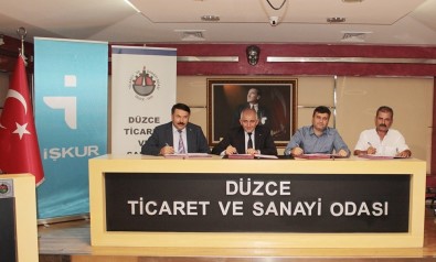 Düzce'de 912 Saat Eğitim Görecekler