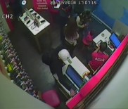 ÇARK CADDESI - Girdiği İş Yerinden Cep Telefonu Çalan Hırsız Kameraya Yakalandı