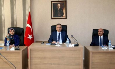 Hakkari'de Tarım Projeleri Tanıtım Toplantısı Yapıldı