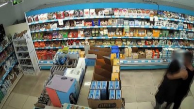 Sultangazi'de Marketten Silahlı Soygun