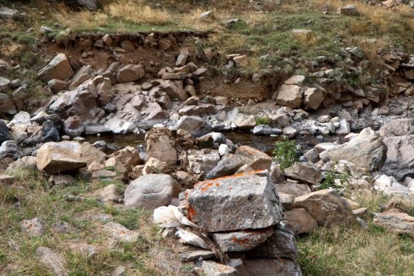 Gümüşhaneliler 300 yıllık köprüyü arıyor