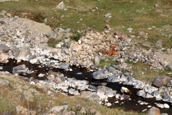 Gümüşhaneliler 300 yıllık köprüyü arıyor