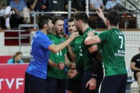 VOLEYBOL TAKIMI - Efeler Galibiyetle Başladı