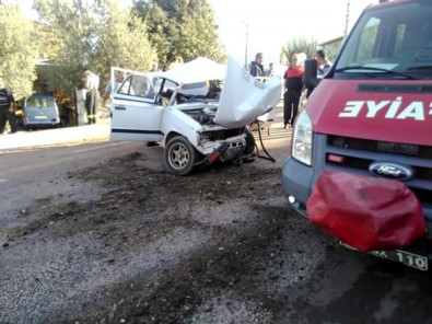 Fethiye'de Otomobil Elektrik Direğine Çarptı Açıklaması 1 Ölü