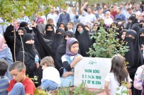 ÇÖZÜM SÜRECİ - Yasin Börü Ve Arkadaşları Mezarları Başında Anıldı