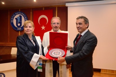 Bartın Üniversitesi İslami İlimler Fakültesi 'TSE EN ISO 9001' Belgesini Teslim Aldı