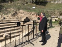 KONURALP - Başkan Ay Kazı Çalışmaları Yerinde İnceledi