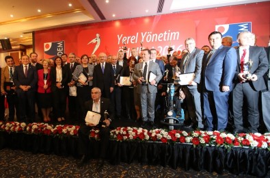 CHP'li Başkanlar Ödüllerini Kılıçdaroğlu'nun Elinden Alacak