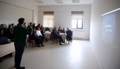 Ardahan Üniversitesi'nde 'Tekstür Analiz Cihazı Bilgilendirme Eğitimi' Düzenlendi