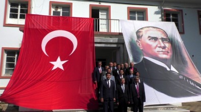 Atatürk'ün Nazilli'ye Gelişinin 81. Yıldönümü Törenle Kutlandı