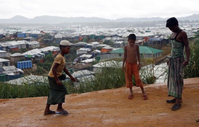 Bangladeş, 6 bin Rohingyalı mülteciyi geri gönderiyor