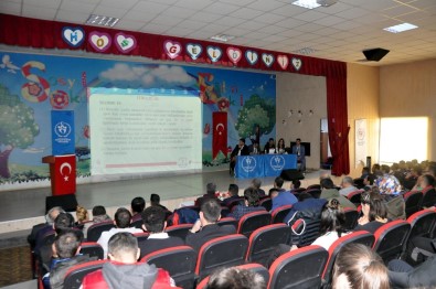 Bitlis'te 'Okul Sporları' Müsabakaları Öncesi Bilgilendirme Toplantısı